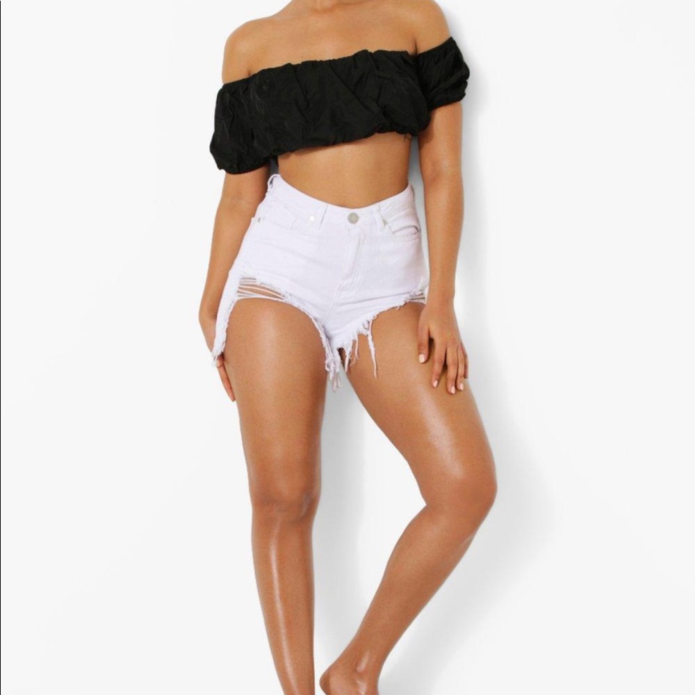 EXTREMELY DISTRESSED JEAN SHORTS